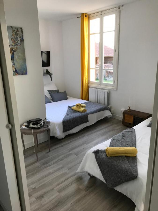 Le Clos De La Gravette Bessières Esterno foto